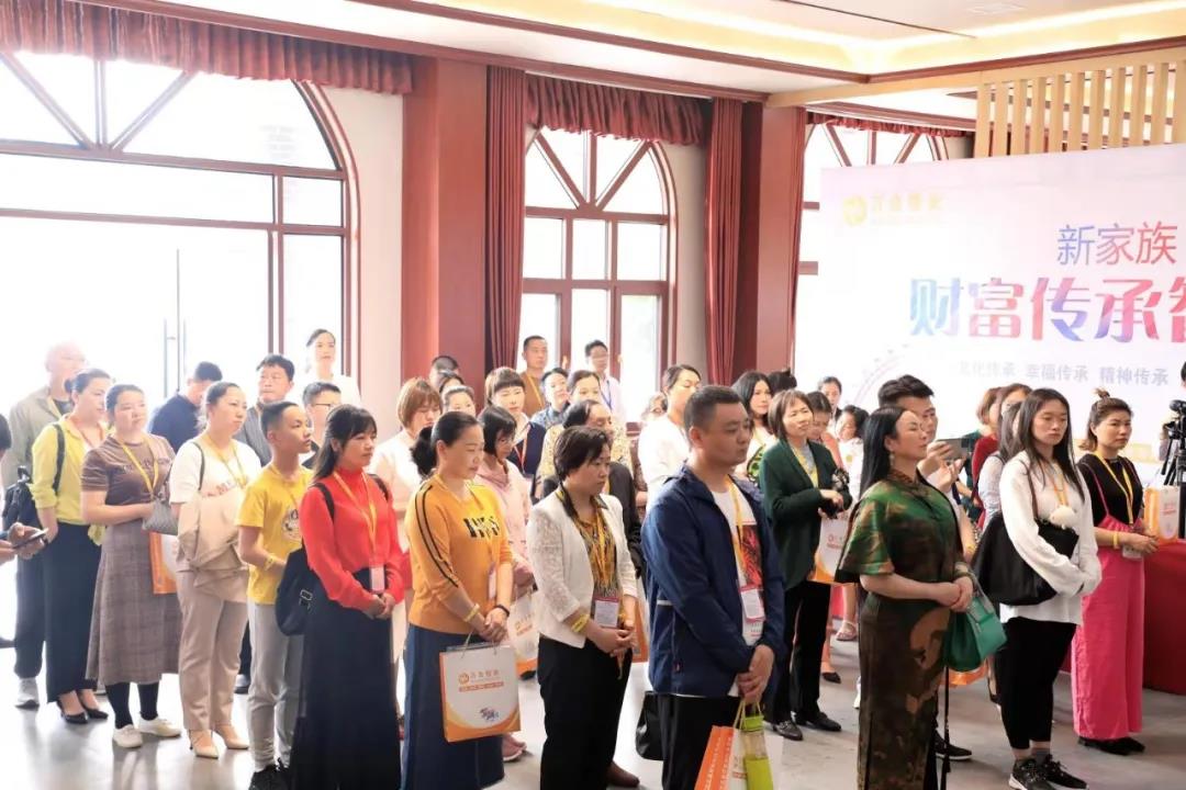 喜訊丨萬合恒業(yè)創(chuàng)研實(shí)訓(xùn)基地在湘都生態(tài)園正式揭牌落成！